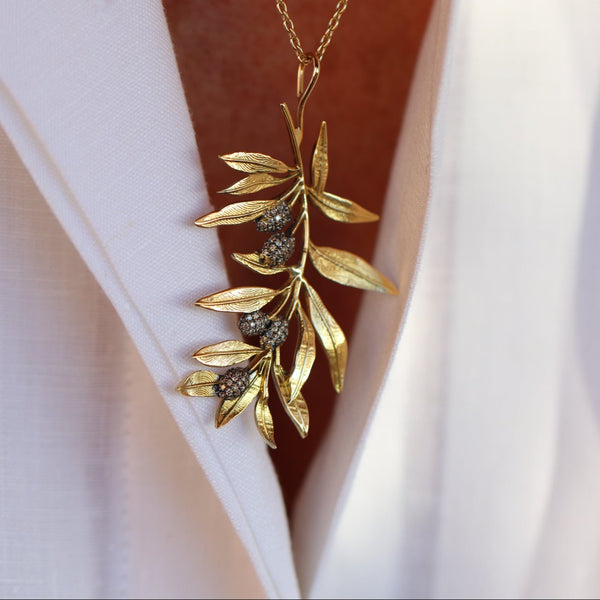 OLIVE BRANCH NECKLACE