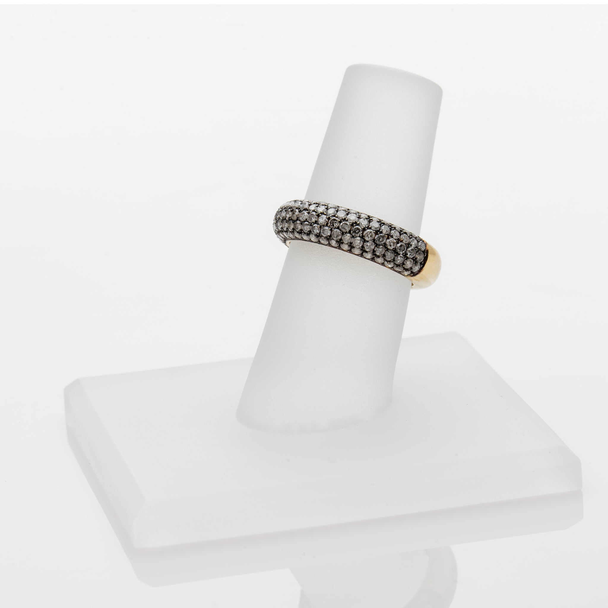 GRAY DIAMOND PAVE BAND