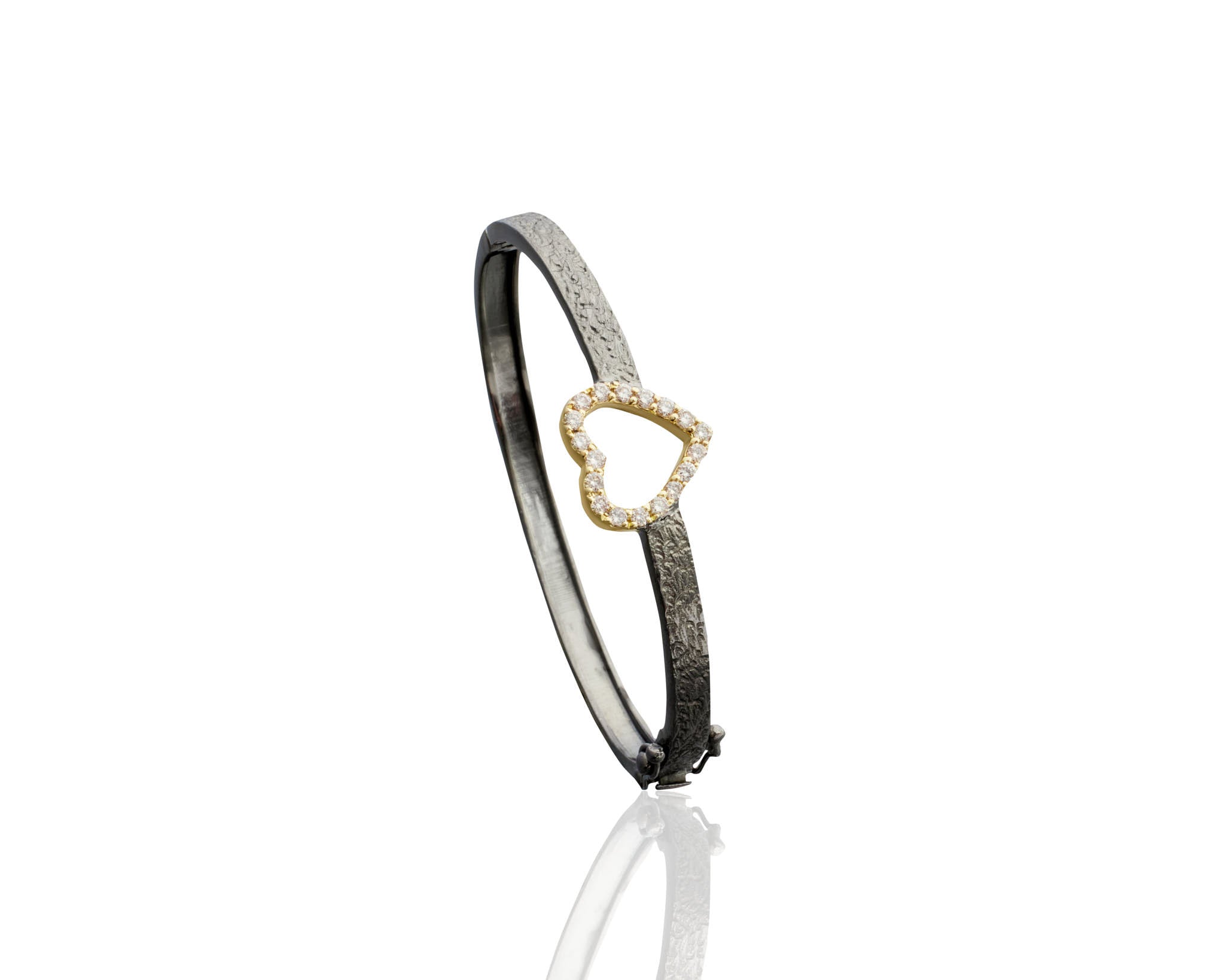CHAMPAGNE DIAMOND HEART BRACELET